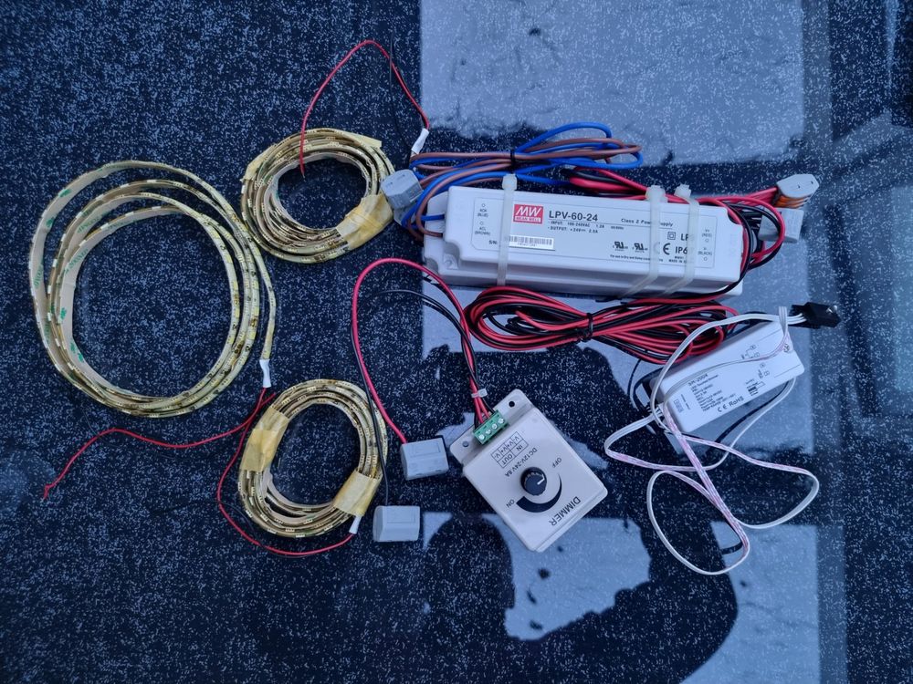 LPV-60-24 LED &eacute;tanche IP67 Mean Well Alimentation