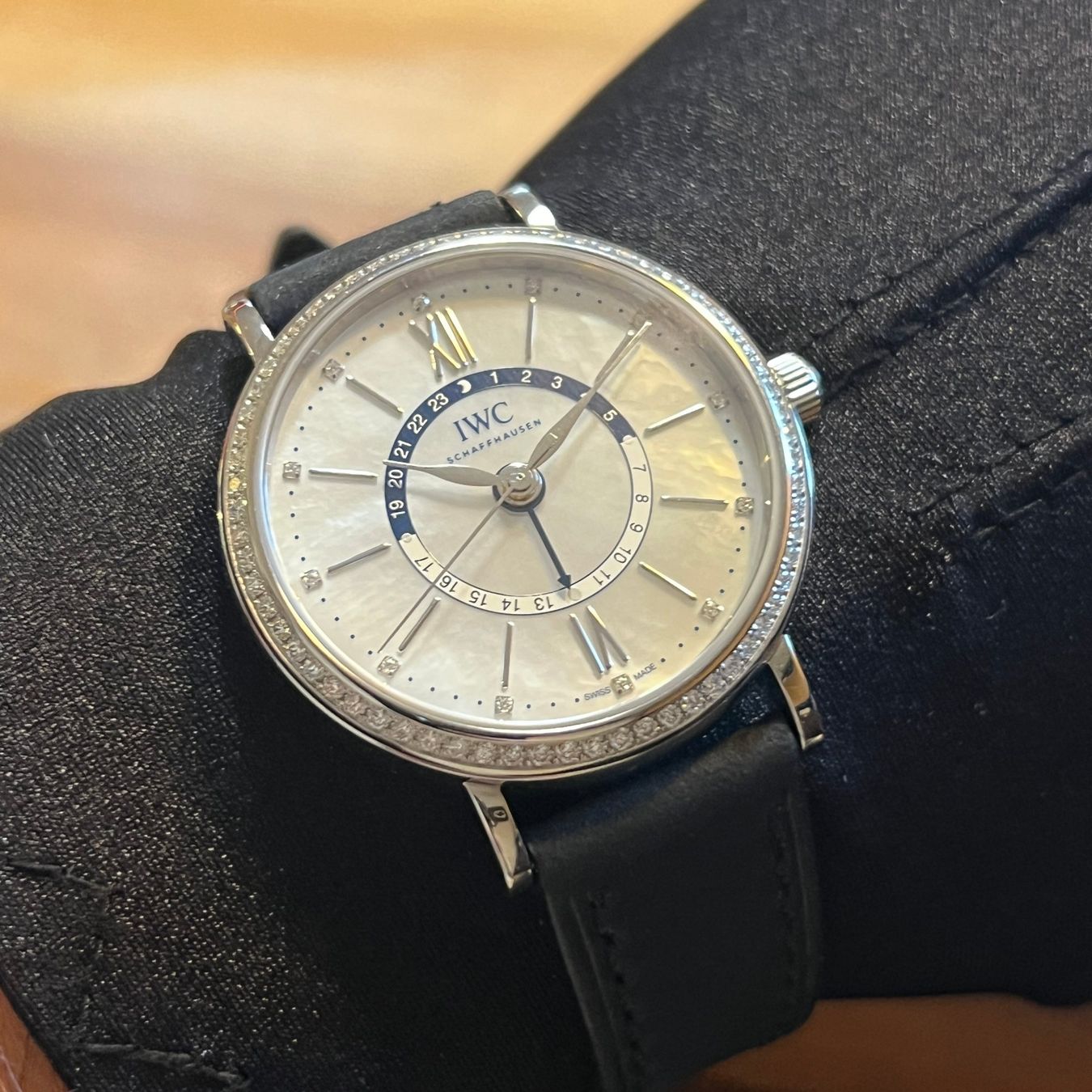 IWC Orologi: IWC Portofino Automatic Date Diamond Set IW459101 – Usato da Carouge GE venduto da Watchaser 3