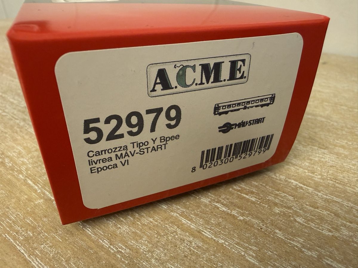 ACME Modellini di ferrovie: ACME 52979 MAV Bpee FABRIKNEU – Nuovo e nell'imballaggio originale da Zürich venduto da Volanbusz 1