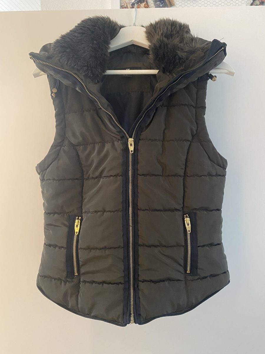 H&M Gilet & Giacche senza maniche: Gilet olive grün S – Usato da Dachsen venduto da Jay_3