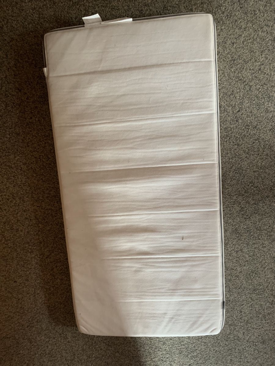 Ikea Matratzen: Matraze IKEA + Matrazenschoner + Leintuch – Gebraucht aus Mitlödi von meyer-sabrina 5