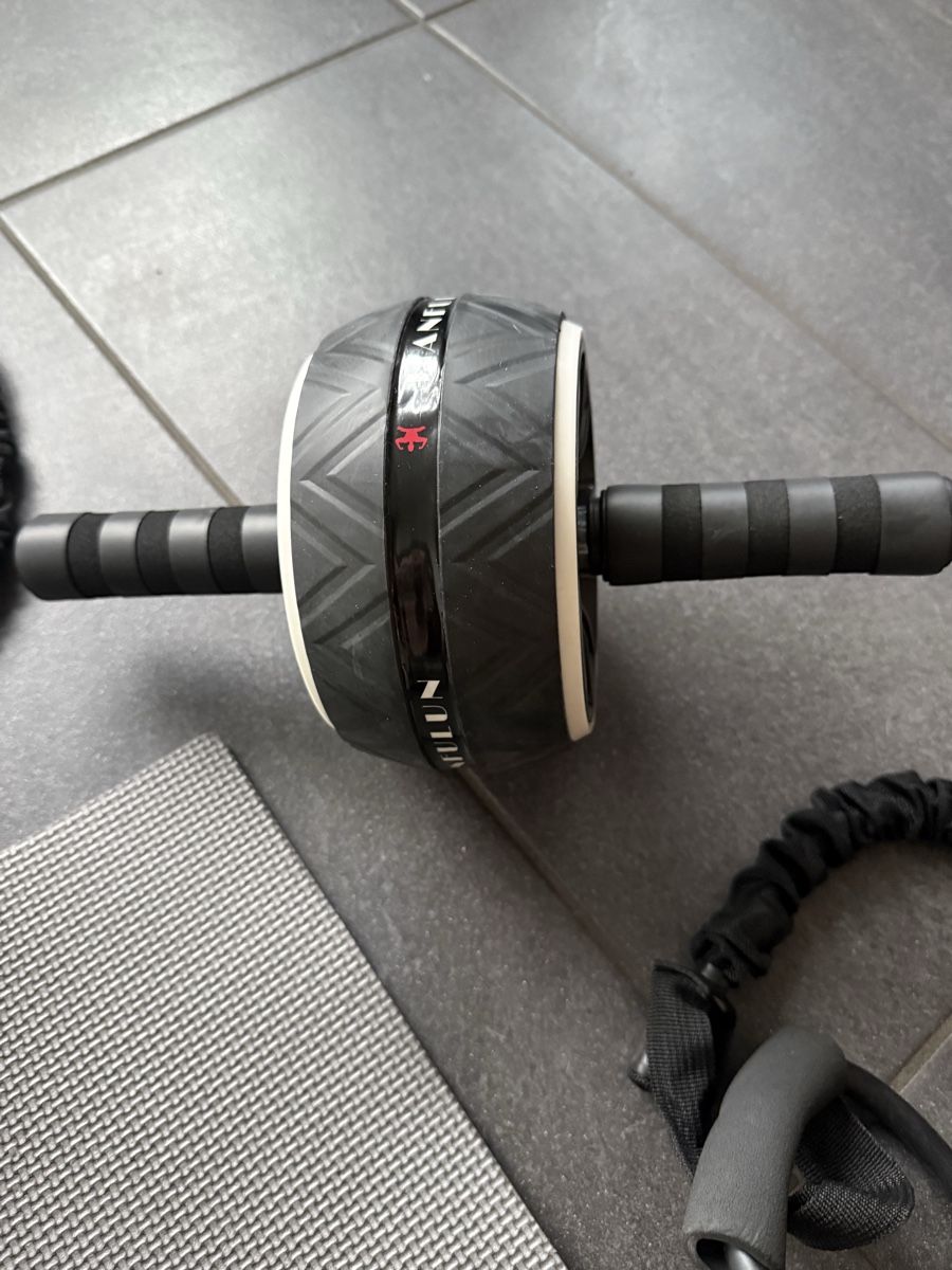 Hometrainer: Fitness Trainingsset – Gebraucht aus Walchwil von chrobry 2