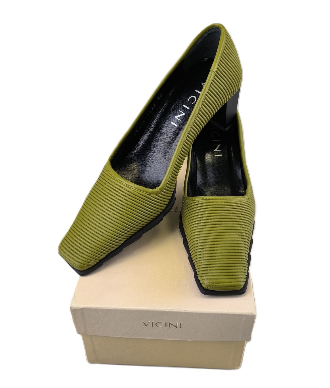 Scarpe da donna: VICINI - Damen Pumse Grösse 36 – Nuovo e nell'imballaggio originale da Rüti ZH venduto da Restwert_Rueti_ZH