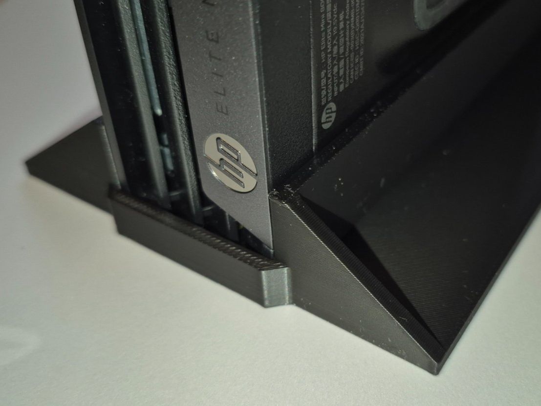 Hewlett Packard Altro in Decorazioni & Accessori: HP Mini-PC Standfuss 3D-Print schwarz / weiss / silber – Nuovo (secondo la descrizione) da Heinrichswil venduto da LottazComputer 1