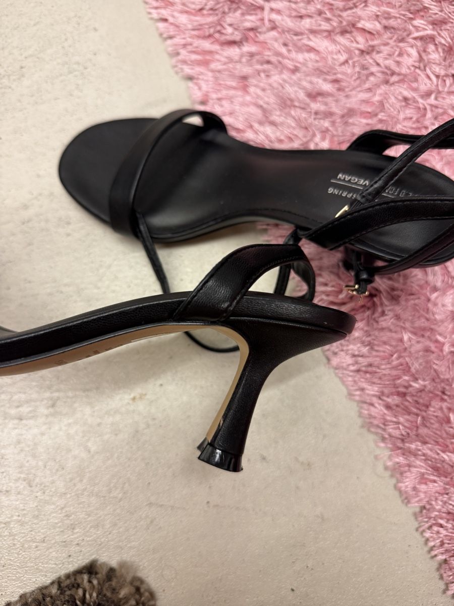 Damenschuhe: Schwarze High Heels  – Neu (gemäss Beschreibung) aus Zürich von Ivana.miloradovic 1