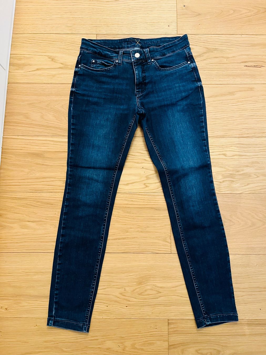 Jeans: Dream Authentic Jeans der Marke MAC – Usato da Oberengstringen venduto da wel_f8g7 5