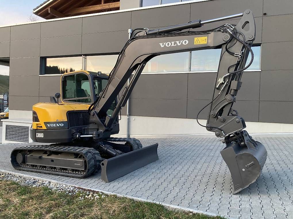 Volvo Escavatori: Bagger 9 To Volvo ECR88D – Usato da Rothenthurm venduto da FHS6418