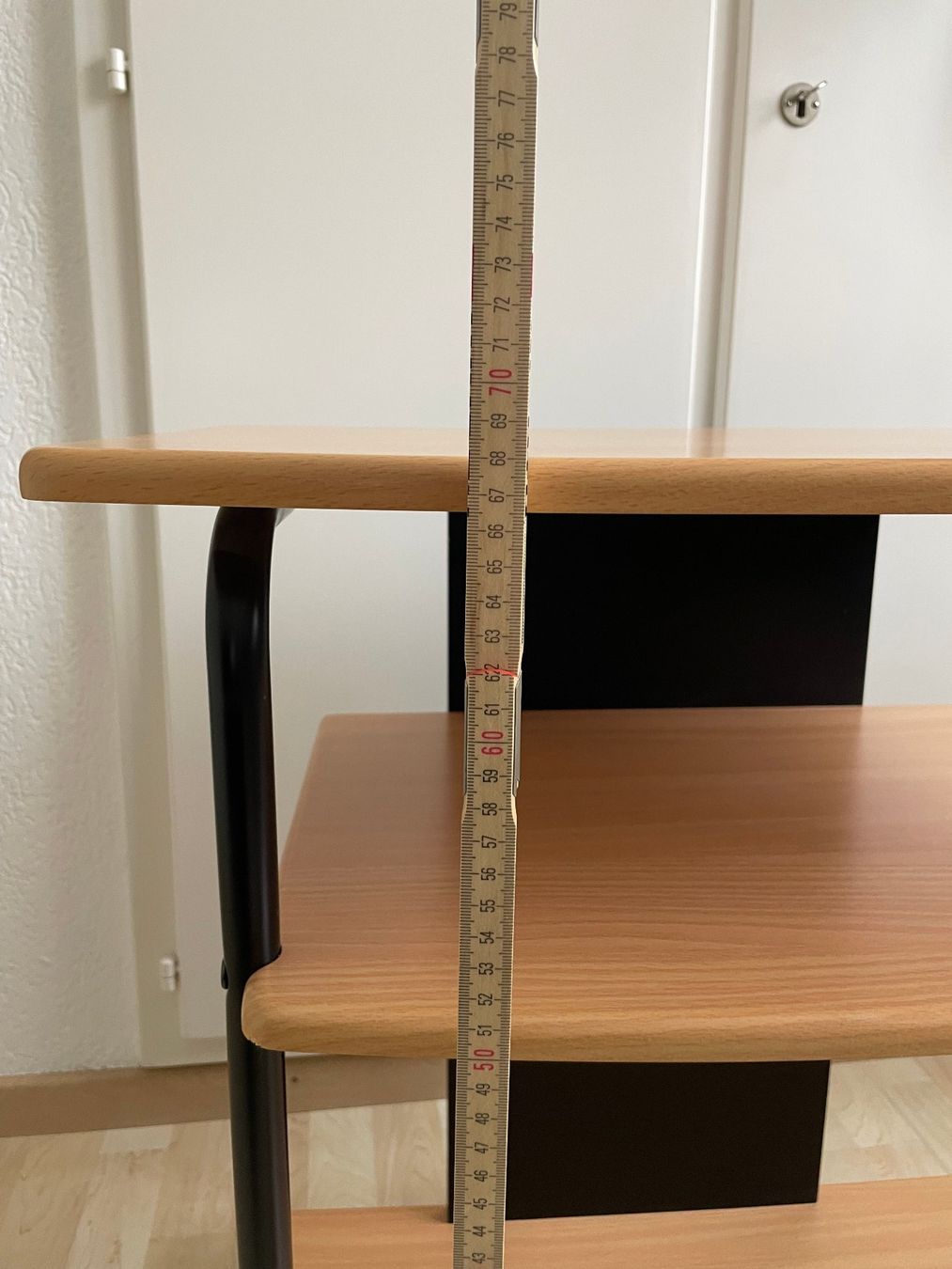 Mobili TV: Fernsehmöbeli mit 3 Etagen (total: 68cm hoch) – Usato da Zwingen venduto da veilchen_123 2