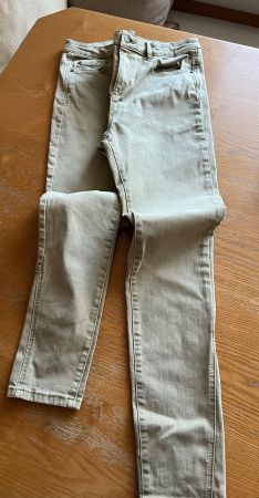 Esprit Jeans in Oliv grün, Grösse 40, slim fit