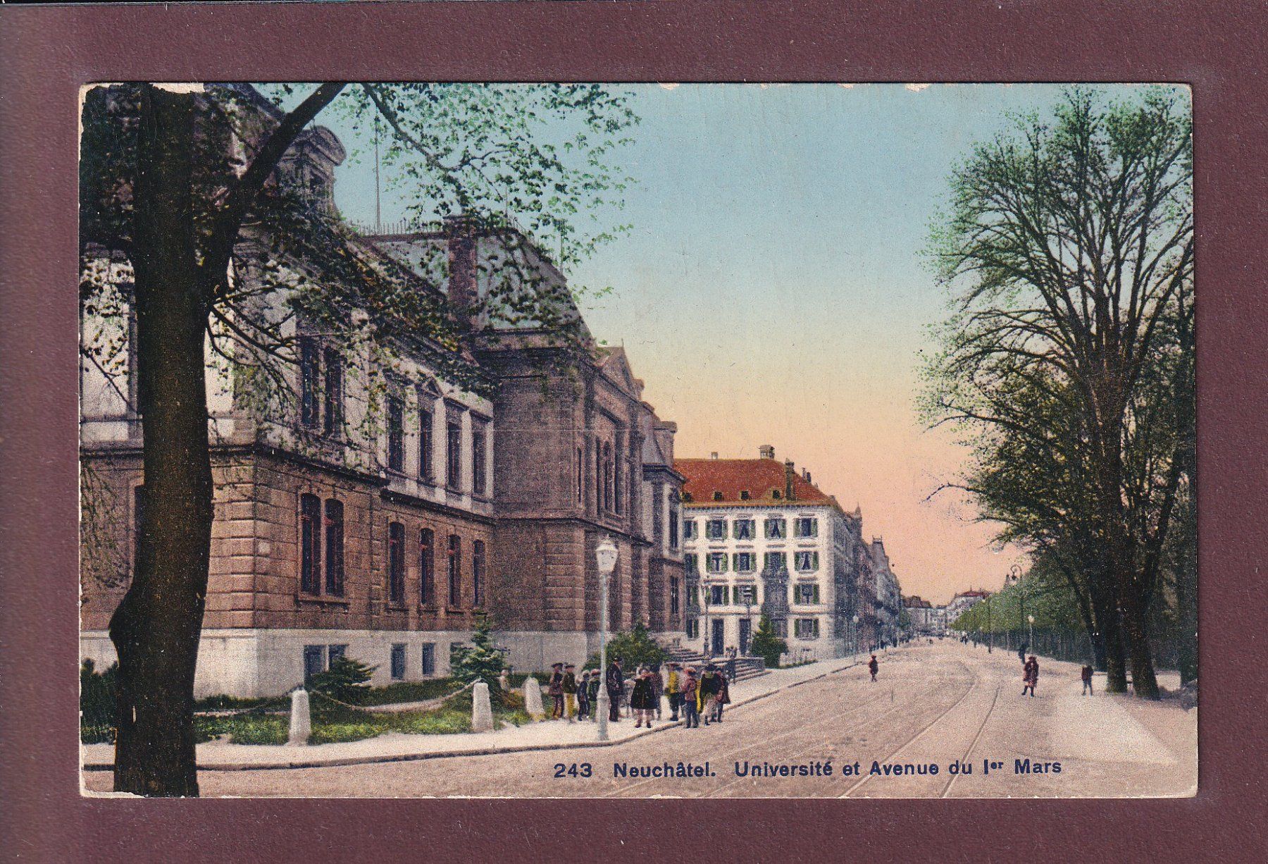Cartes postales: NEUCHÂTEL - Université - Av. du 1er mars – D'occasion à Pully par nicecards