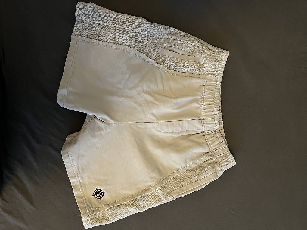 Pantaloni: Vicinity Shorts M – Usato da Niederuzwil venduto da PatriziaKeller76