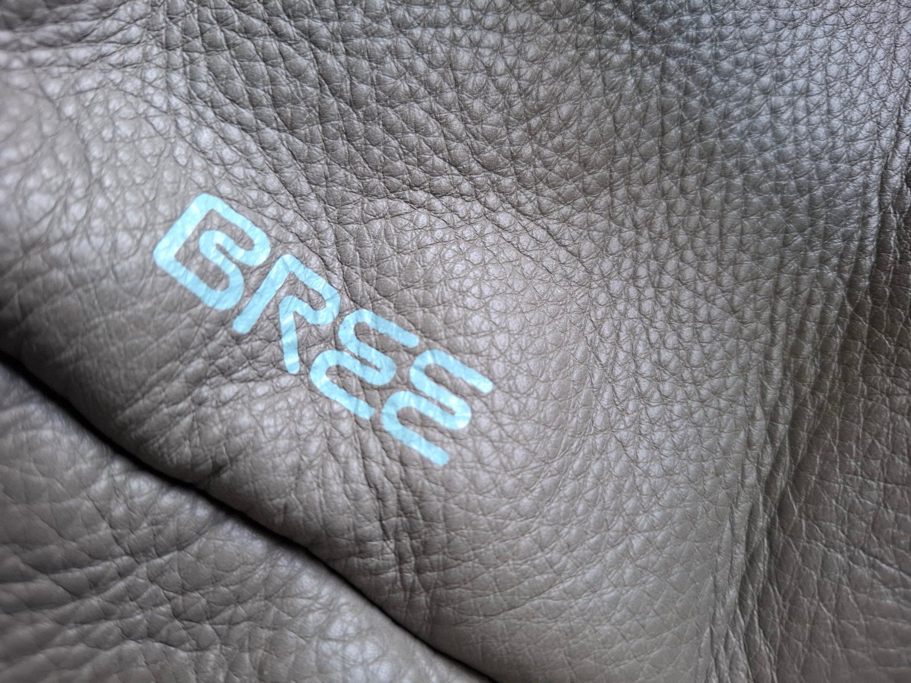 Sacs femmes: Bree Handtasche Schultertasche grau beige – D'occasion à Effretikon par peremaso 2