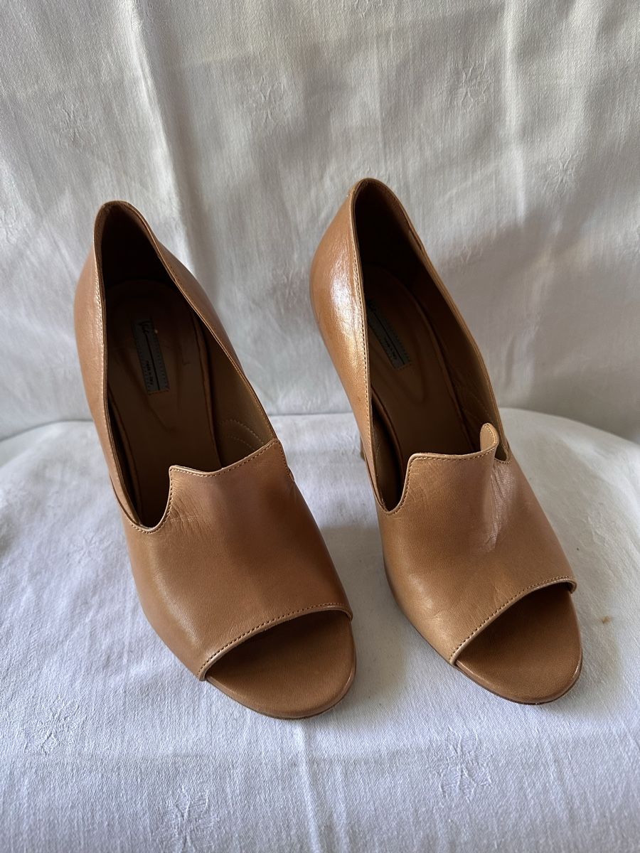 Vic Matié Scarpe da donna: Vic Sommer Pumps nr 38 – Usato da Stabio venduto da MAARINAA