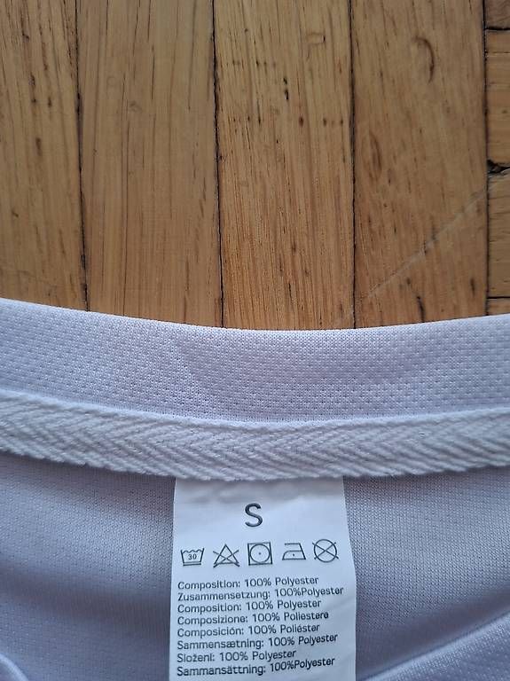 T-Shirts: Bape T-shirt (S) – Gebraucht aus Wetzikon ZH von cet_6fbf 2