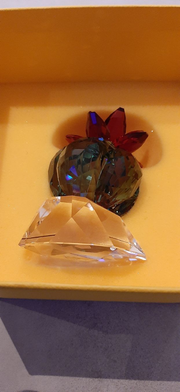 Swarovski Tutte le decorazioni: Swarovski Bordeaux Cactus – Nuovo e nell'imballaggio originale da Zuzwil SG venduto da alfaromeo159ti 3