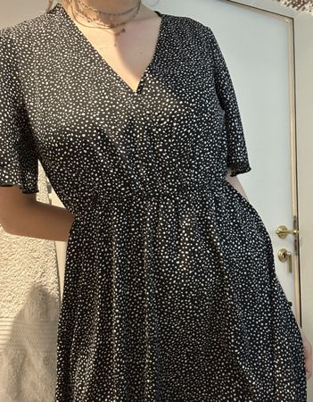Robe à pois noir et blanche - SHEIN