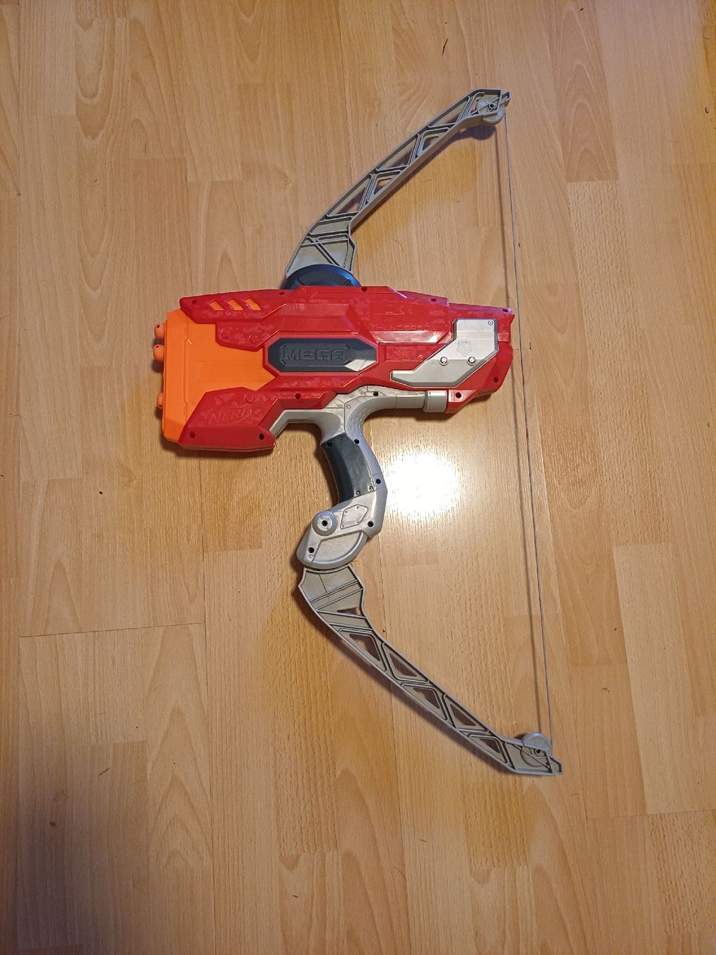 Nerf Giocattoli: Nerf-Set (6-teilig): Mega Thunderbow Bogen & 5 Blaster – Usato da Lausen venduto da sim_p566 1