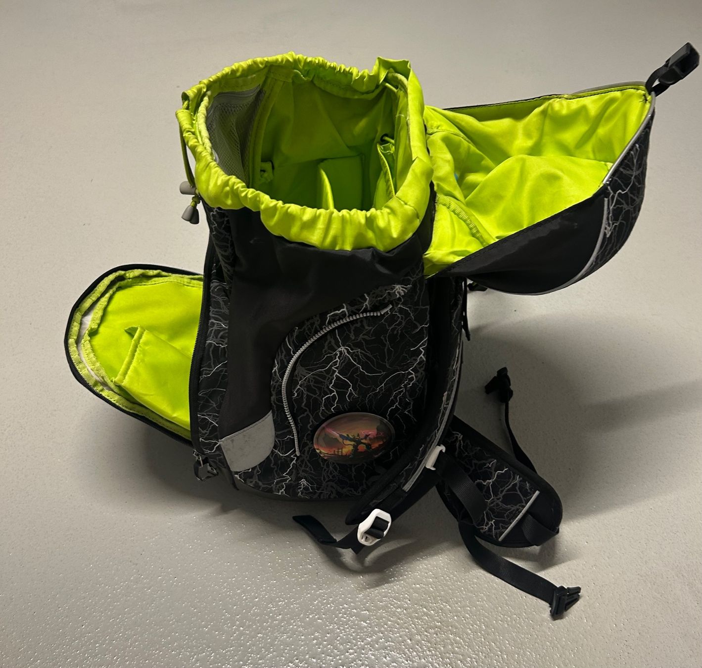 Ergobag Kindertaschen: Ergobag Schulrucksack – Gebraucht aus Walenstadt von Fcbayern7 4