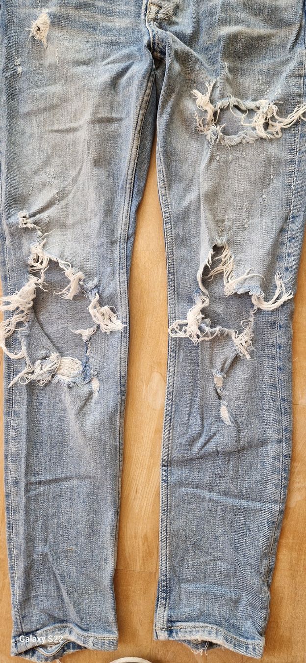 Bershka Jeans: Bershka Jens, Skinny – Usato da Muri b. Bern venduto da mlu_vgj7 1