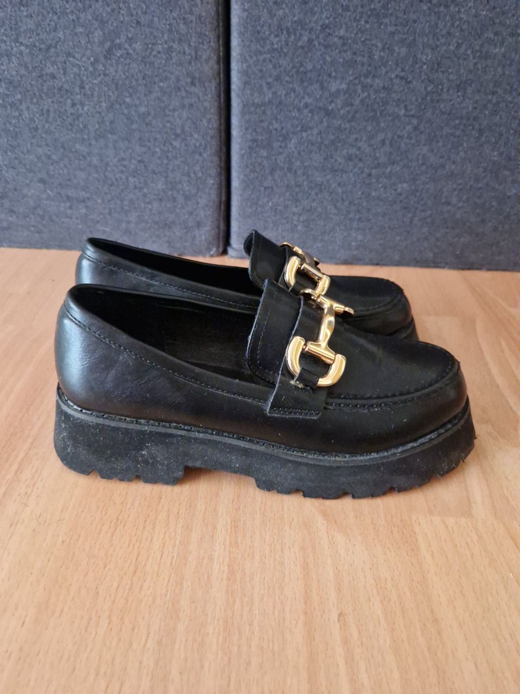 Scarpe da donna: Raid Loafer Chunky Plateau Gr. 38 – Usato da Neuhausen am Rheinfall venduto da Alchimista 2