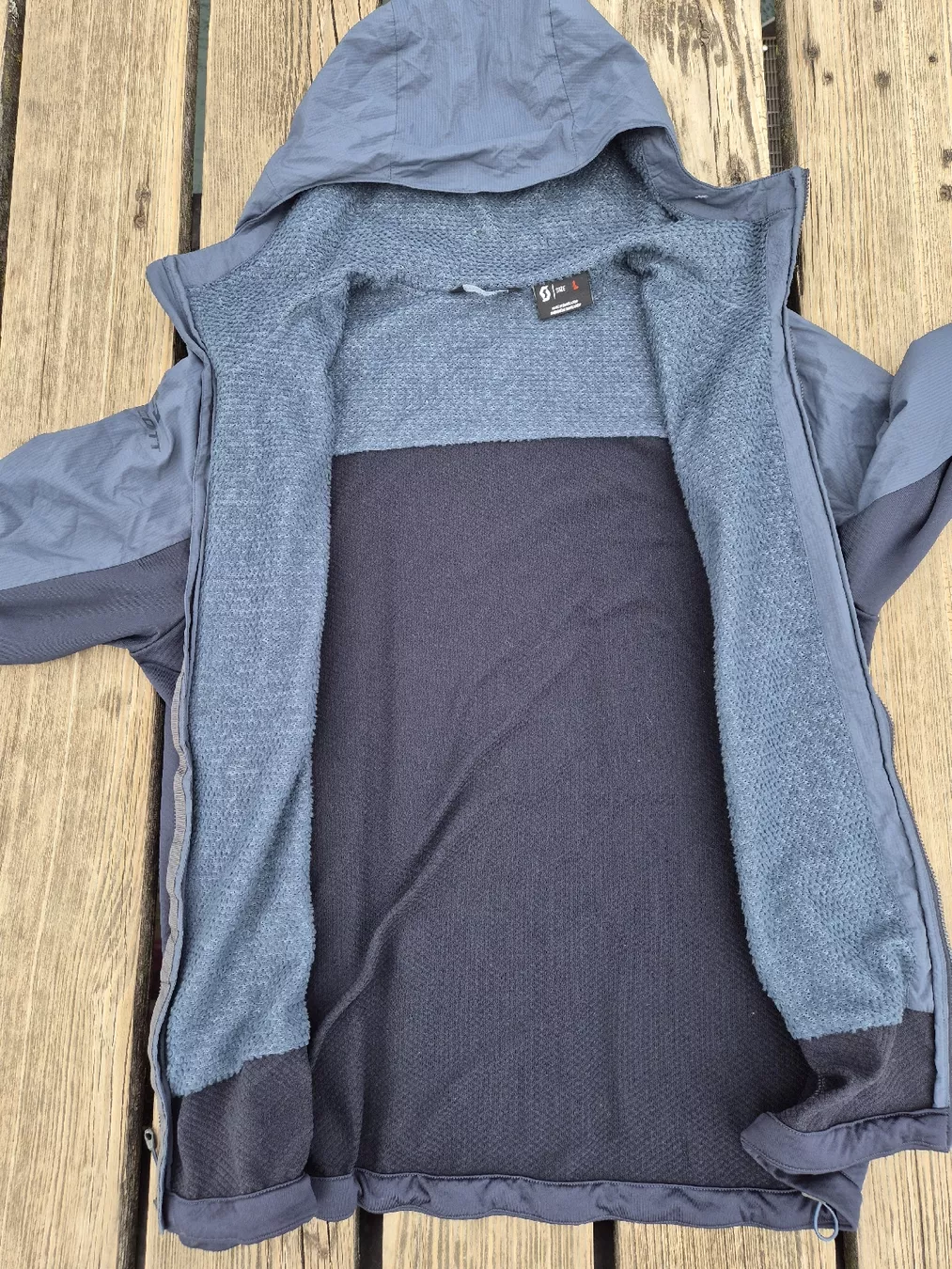 Scott Maglioni & Felpe: Scott Exploir Alpha hoodie midlayer – Usato da Zürich venduto da Loboso 2
