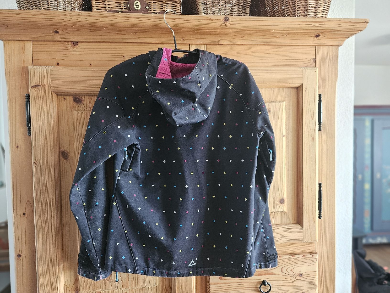 Giacche: Dare 2b Softshell Jacke schwarz bunt gebraucht – Usato da Seengen venduto da Rockabilly91 1