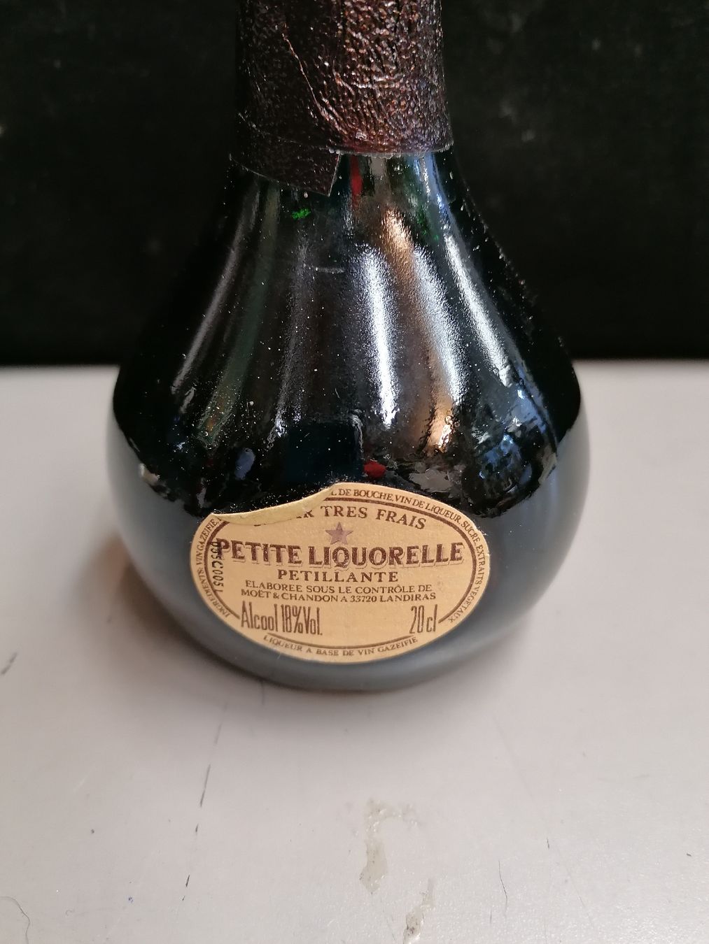 Bevande alcoliche: PETITE LIQUORELLE – Nuovo (secondo la descrizione) da Genève venduto da Leboucheoreilles 2