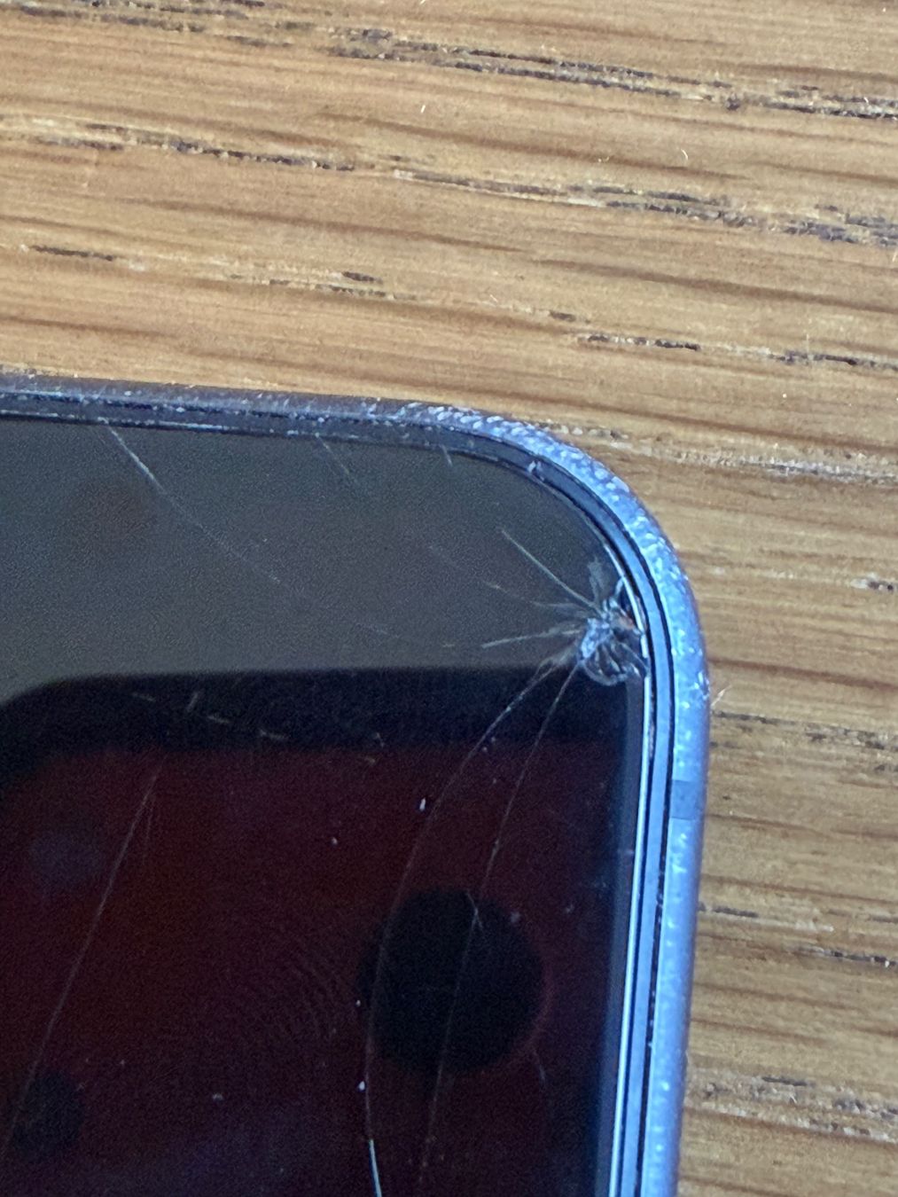 Apple Telefoni cellulari / Smartphones: Apple iPhone 11 256GB, Display Riss – Usato da Baden venduto da networm3000 2