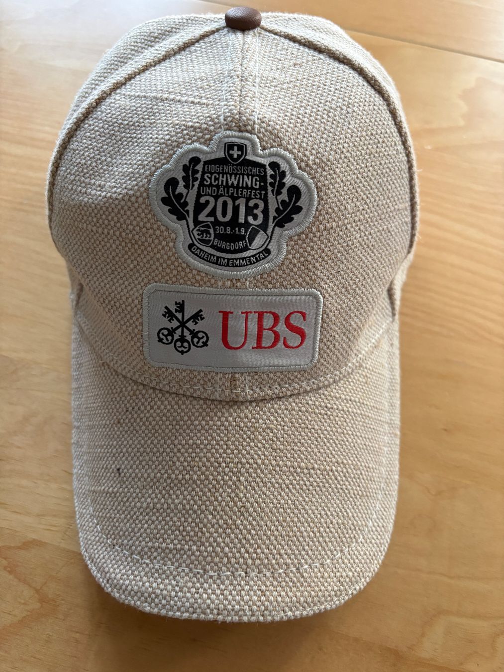 UBS Copricapi, berretti & cappellini: ESAF 2013 Mütze – Usato da Auenstein venduto da 5222