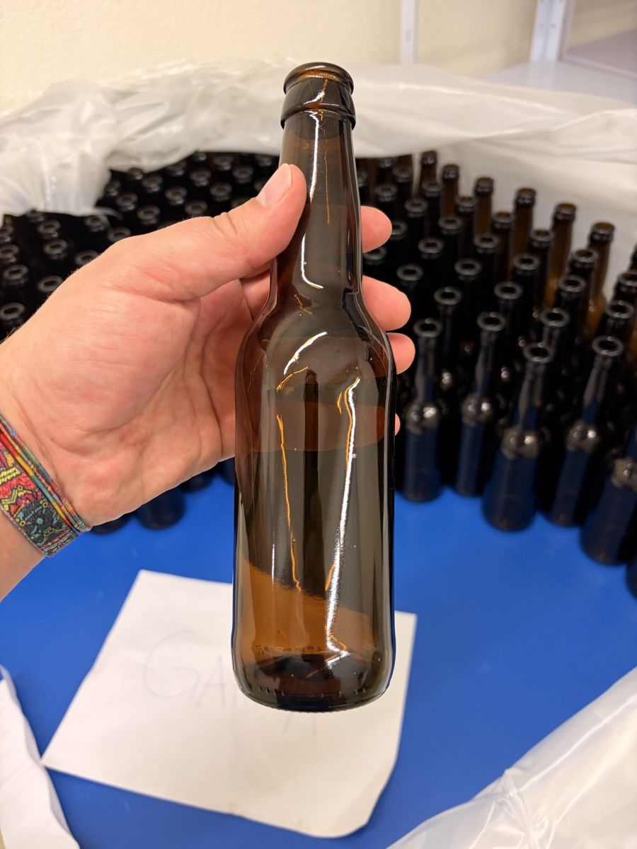 Bicchieri, Caraffe & Bottiglie: 33cl Longneck Bierflaschen braun – Nuovo (secondo la descrizione) da Kloten venduto da Thegorin