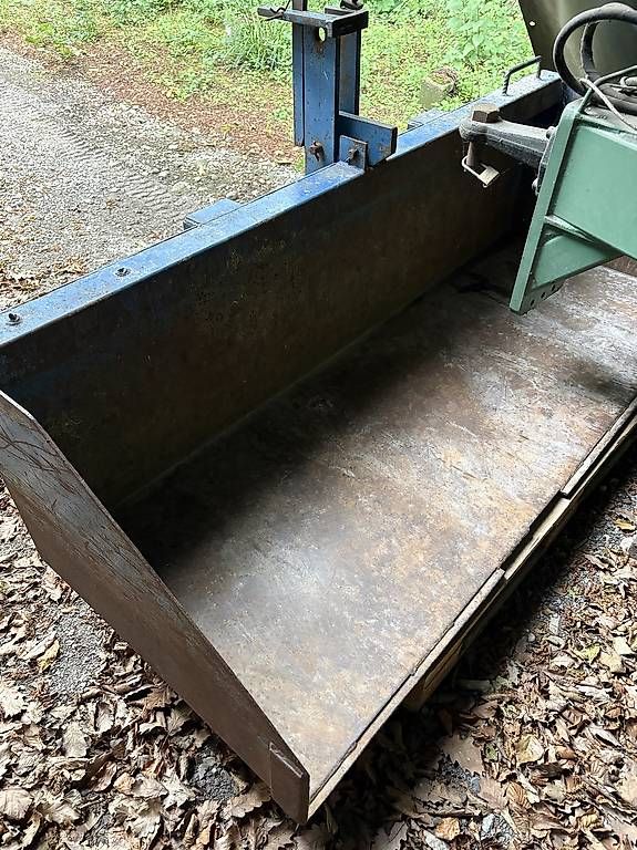 Accessoires tracteur, véhicule agricole: Heckschaufel – D'occasion à Däniken SO par pillepalle02