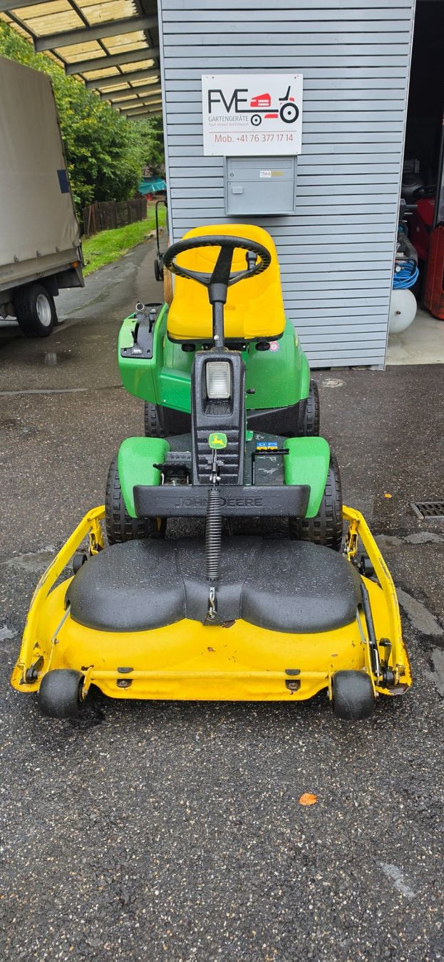 John Deere Tagliaerba: John Deere Aufsitzmäher – Usato da Rain venduto da Fafan069