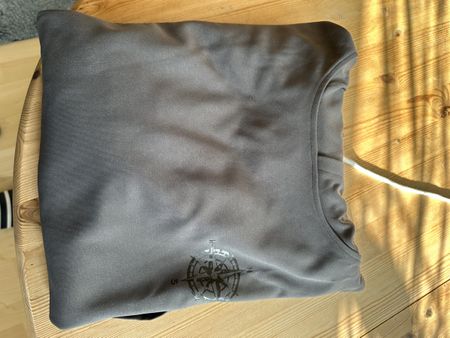 Grauer Hoodie XL, neuwertig, ideales Herbst-Outfit 🍁