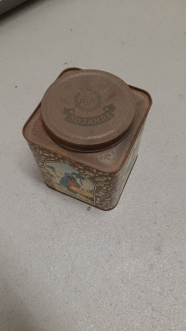 Alle Dekorationen: K..152 R) Blech Schatulle Dose Vintage – Gebraucht aus Wil SG von AmandaCreations 1