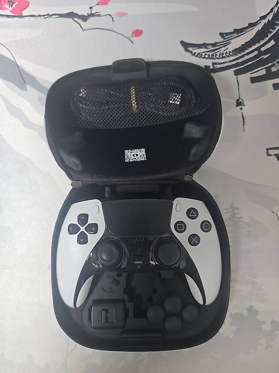 Konsolen: PS5 1TB mit Edge Controller – Gebraucht aus Möriken AG von edi.m 2