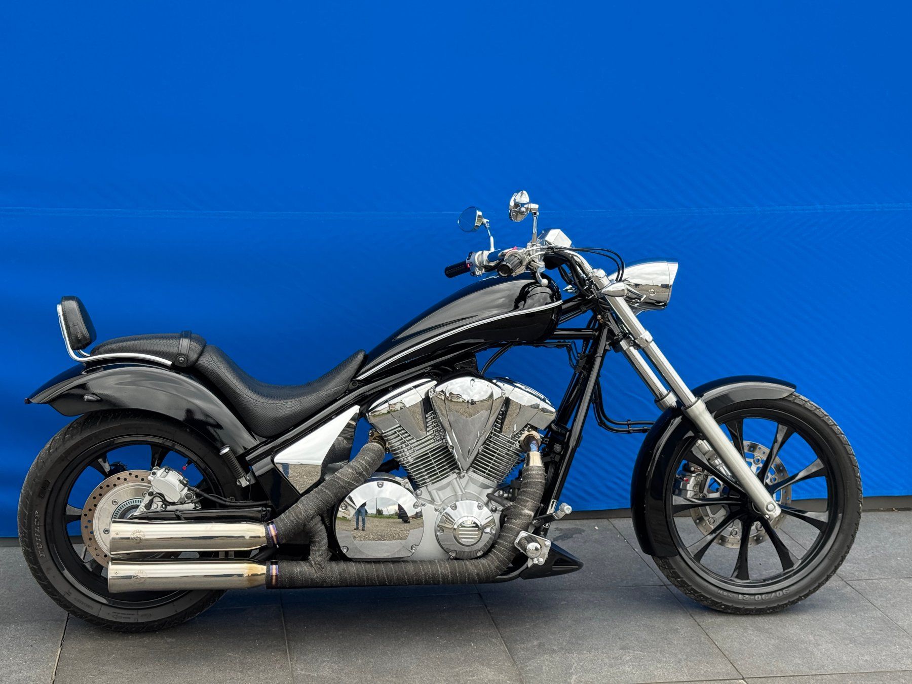 Honda Chopper: Honda VT 1300 CXA Chopper ab Service – Usato da Escholzmatt venduto da Wikinger11