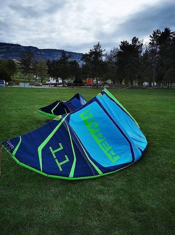 Aquilone: Kite Crazyfly Hyper 11m avec une barre 2020 – Usato da Genève venduto da Adrien-kite