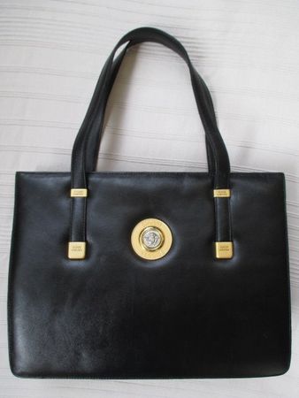 Gianni Versace - Ledertasche 90s Vintage Medusa Shoulder Bag