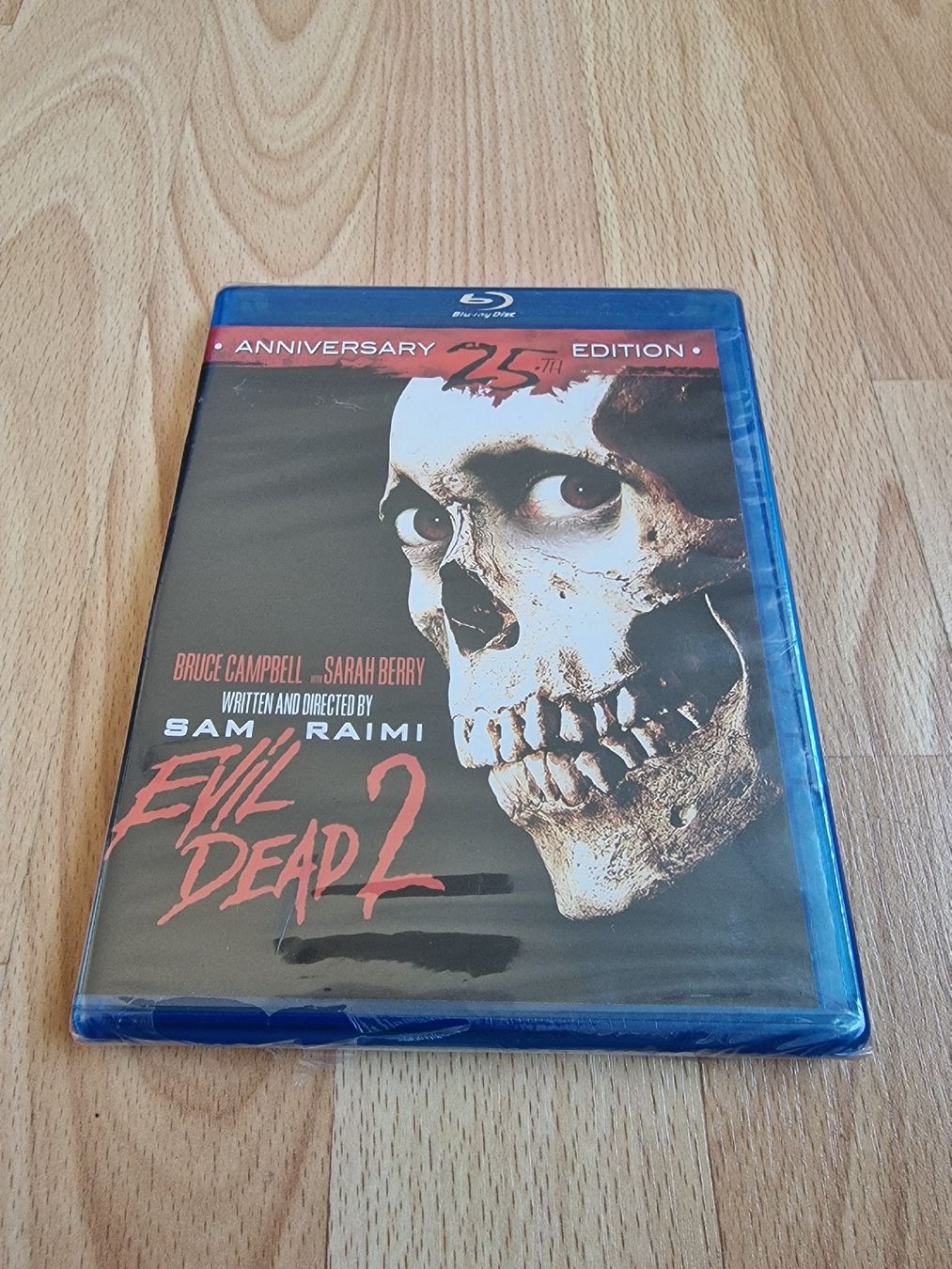 Alle DVDs: Neu Evil Dead 2 Blu-ray 25th Anniversary Edition  – Neu (gemäss Beschreibung) aus Fahrwangen von luk_bhw7