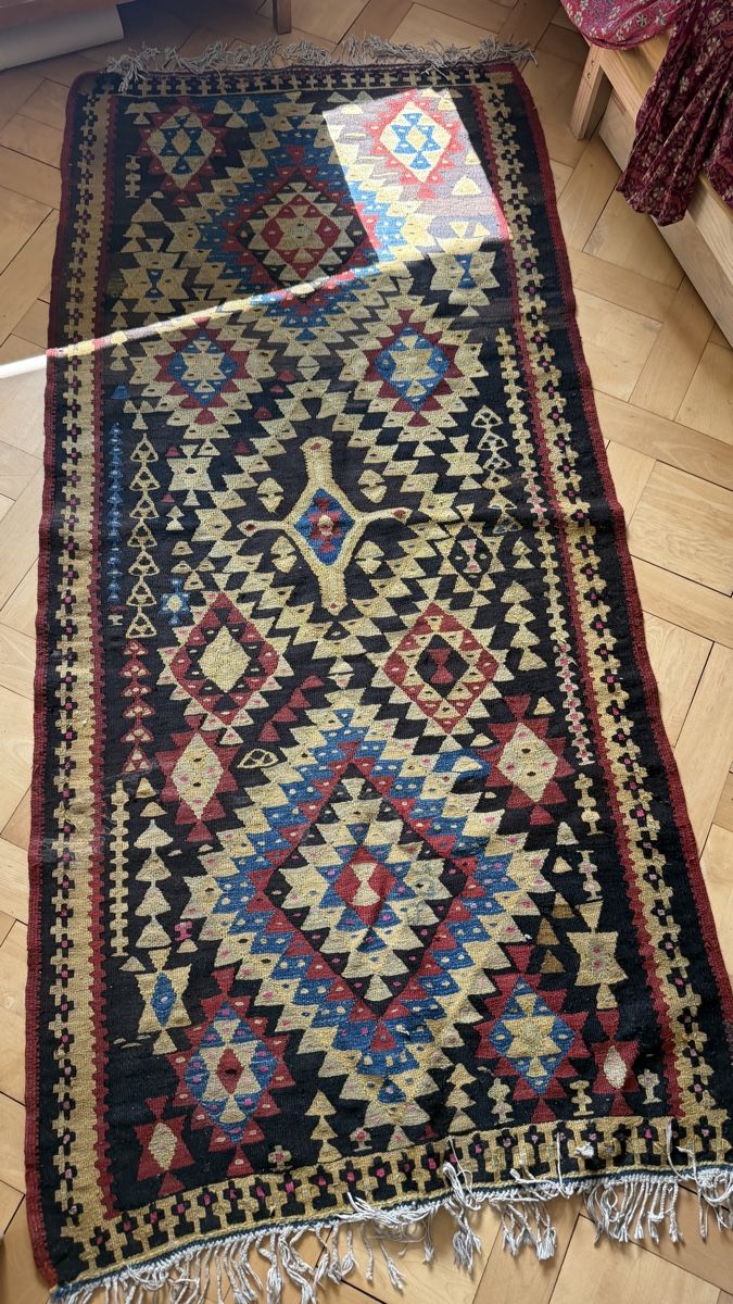Tappeti: Wunderschöner Kilim Teppich aus Wolle – Usato da Zürich venduto da NorinaAurora 2
