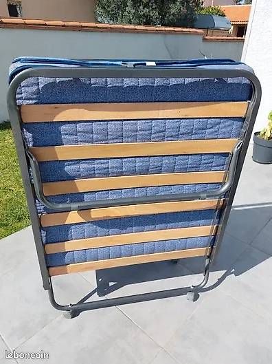 Letti: klappbett / Gästebett 80x190cm bett – Usato da Chur venduto da Edina1994 1