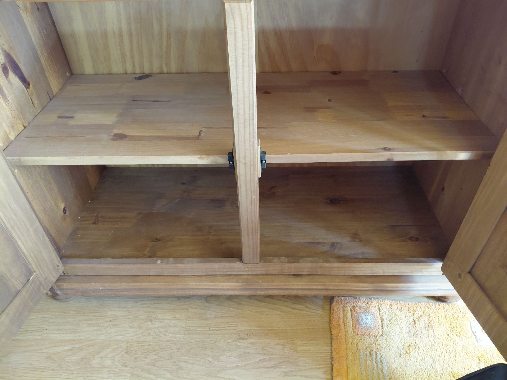 Commodes: Zwei Holzkommoden  – D'occasion à Ennetbühl par Marlon79 3