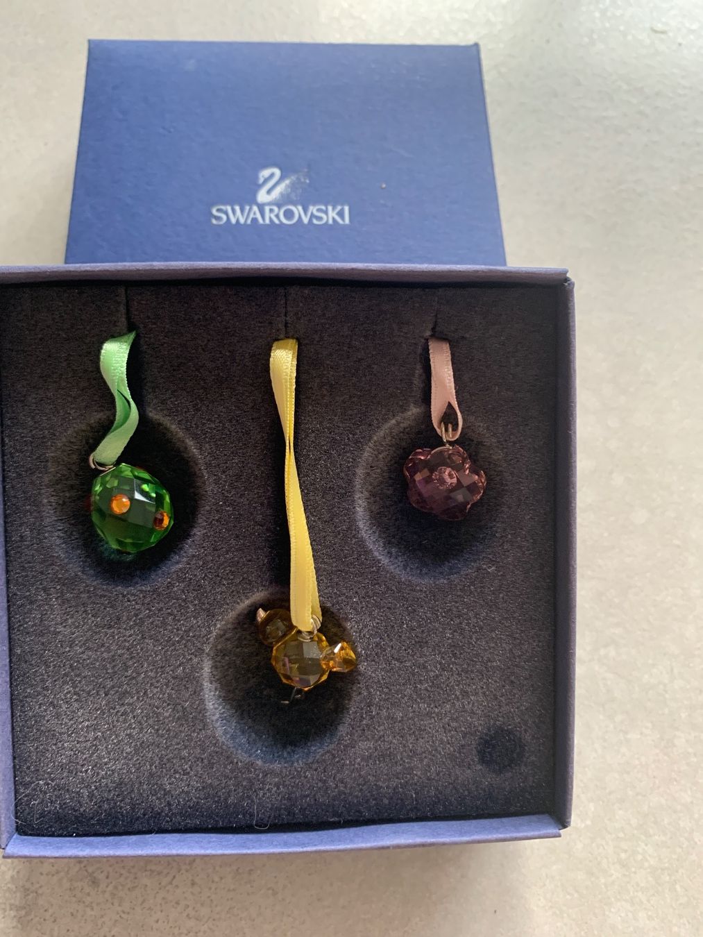 Swarovski Tutte le decorazioni: Swarovski Osterset – Nuovo e nell'imballaggio originale da Zuzwil SG venduto da Ibohaus