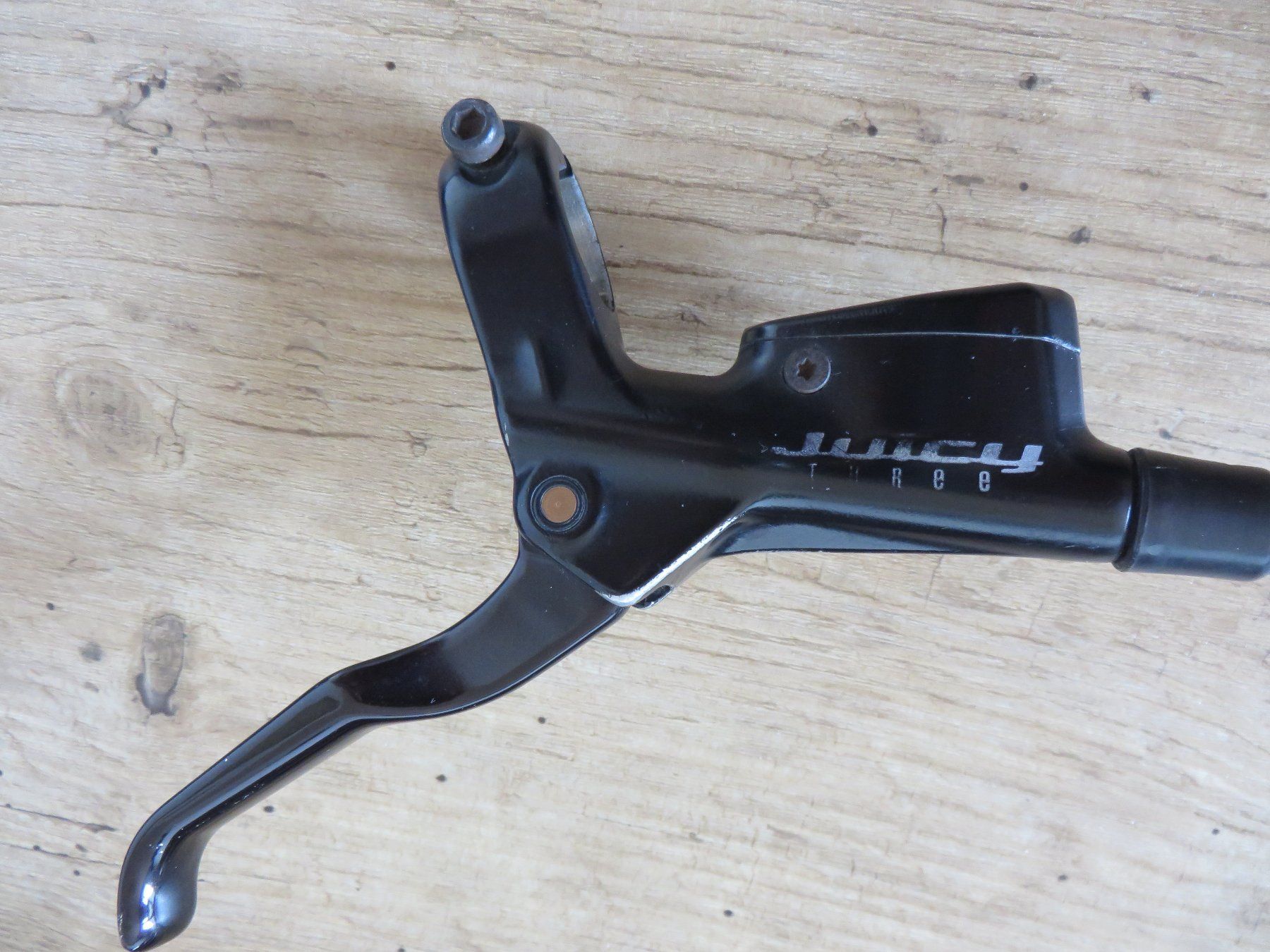 Pezzi di ricambio: Sram Juicy Three Avid Scheibenbremse Set Hebel Sättel – Usato da Bettenhausen venduto da Binford8000 7