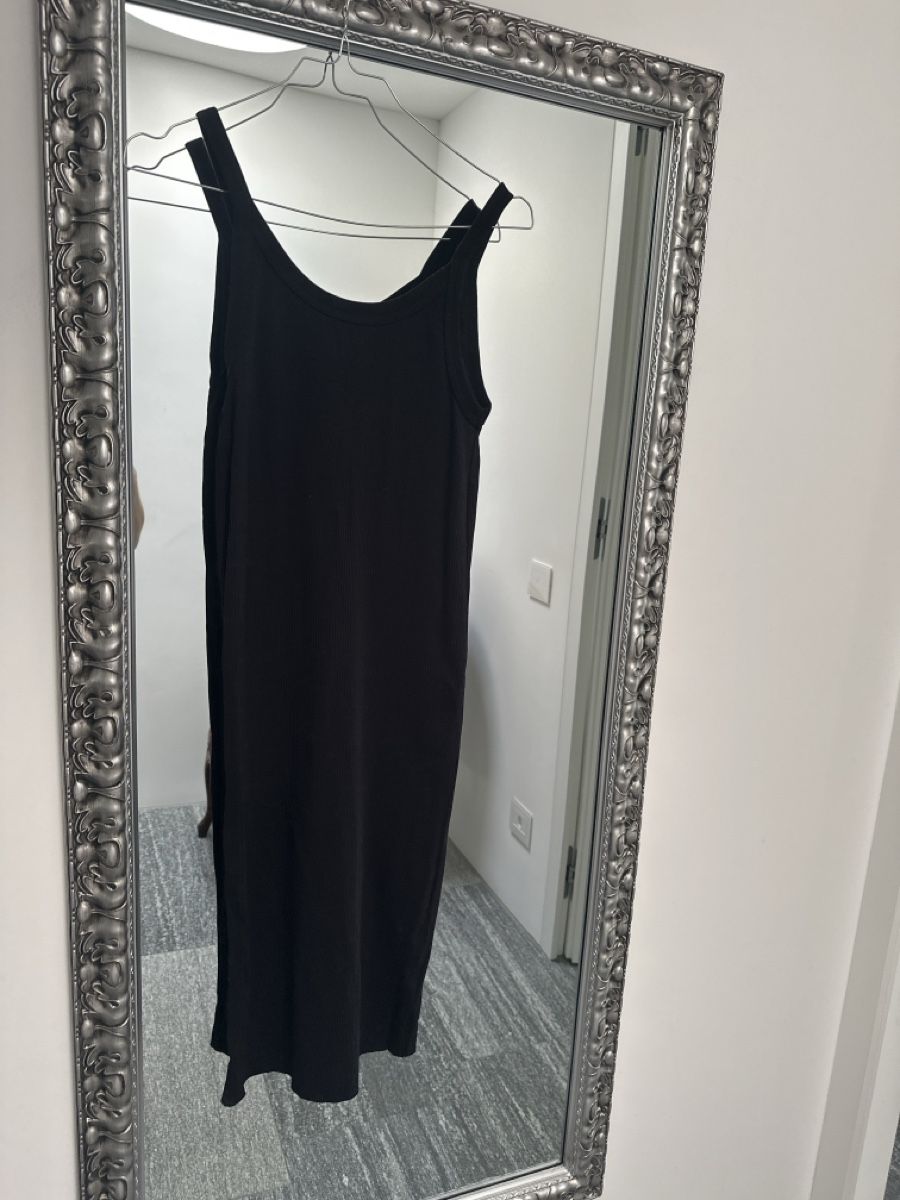 H&M Vestiti: H&M Basics Tank Dress Bundle - Size Small, Summer Ready! – Usato da Sementina venduto da NinaDel 4