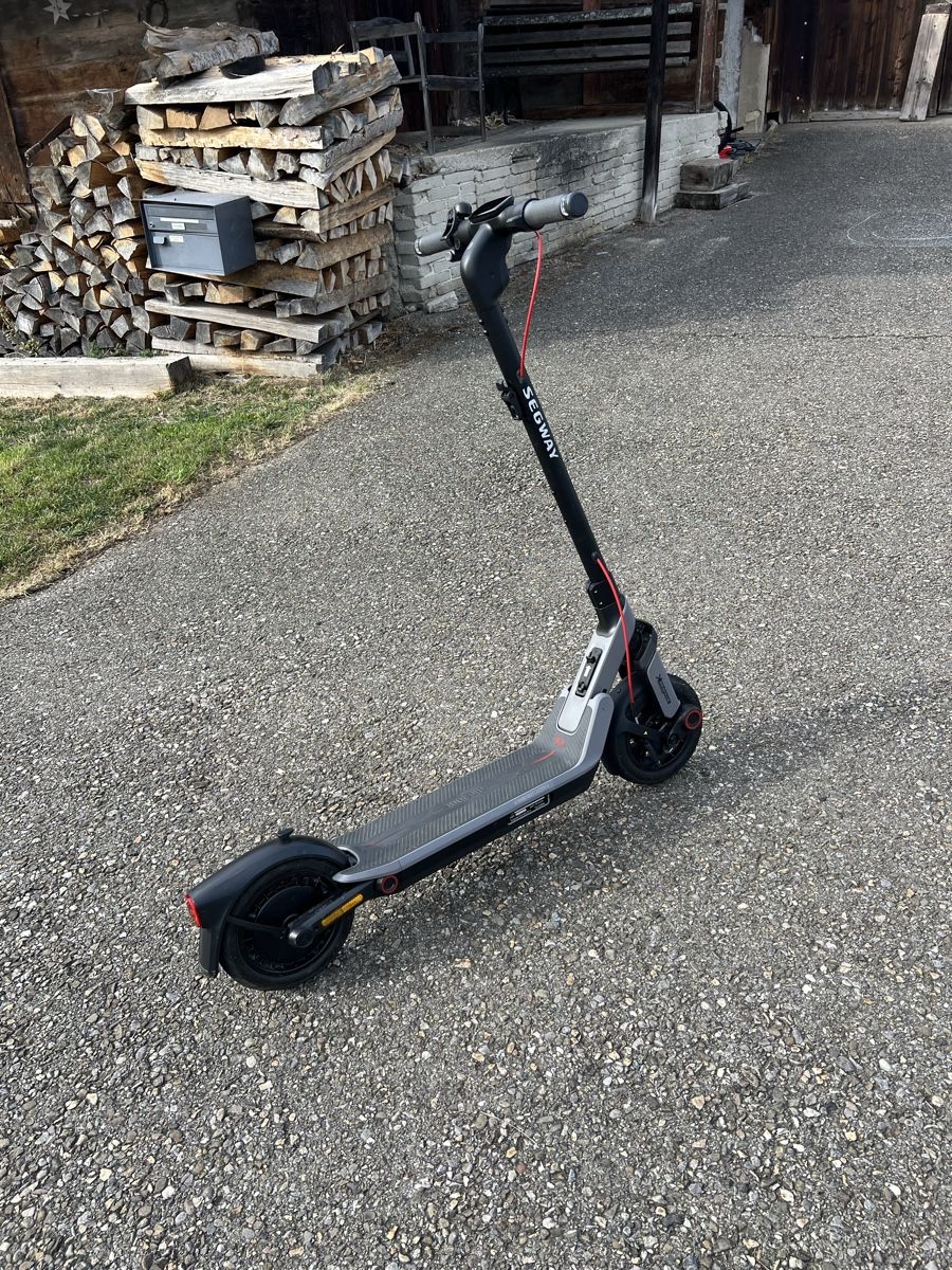 Jouets: Trottinette électrique nibebot e3 pro d – Neuf (Voir description) à Vauffelin par lia_957c