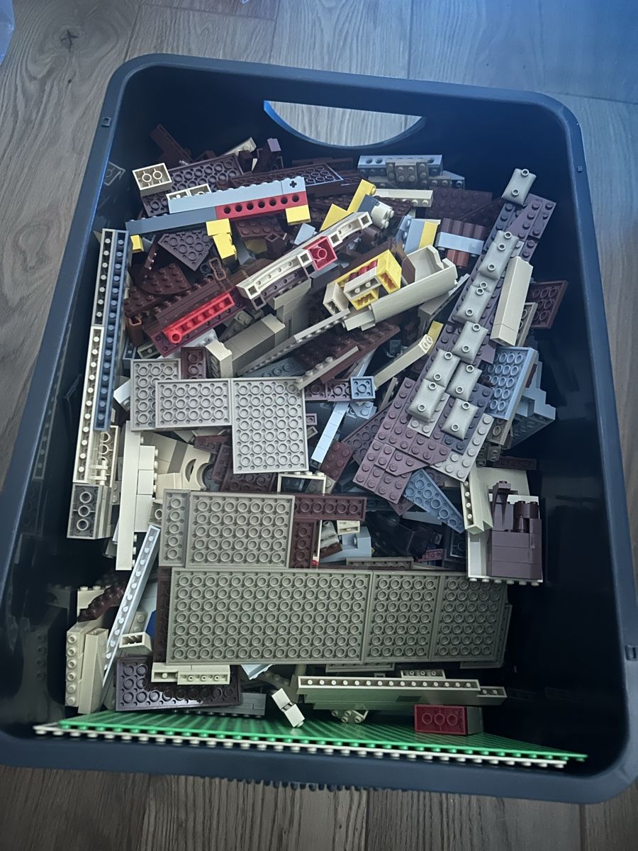 Lego Giocattoli: Kiste mit Legoteilen – Usato da Lyss venduto da Peter0102