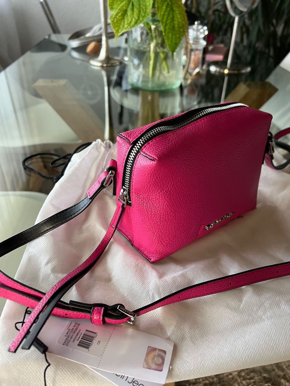 Calvin Klein Taschen für Damen: Calvin Klein Jeans Tasche – Gebraucht aus Uznach von bmw-girl
