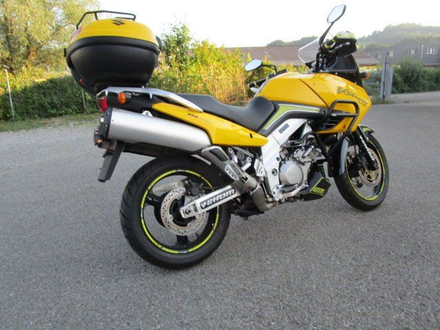 Suzuki Enduro: Motorrad Suzuki DL 1000 Kat A  ab Platz oder für Export – Usato da St. Gallen venduto da Moser13 3