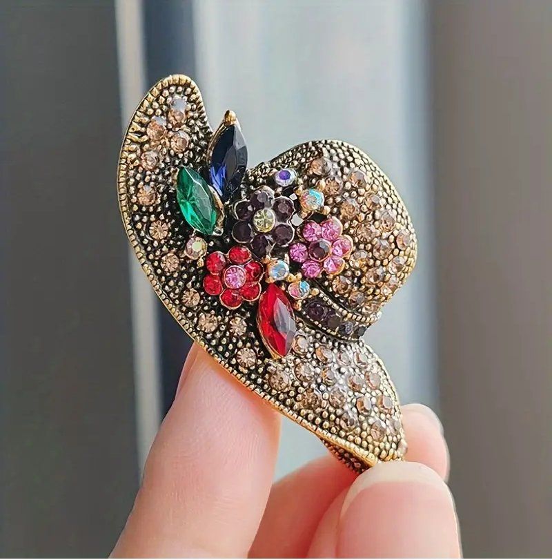 Spille & Fermagli: Brosche Hut -Strass -Blume – Nuovo e nell'imballaggio originale da Glattbrugg venduto da majuska01 2